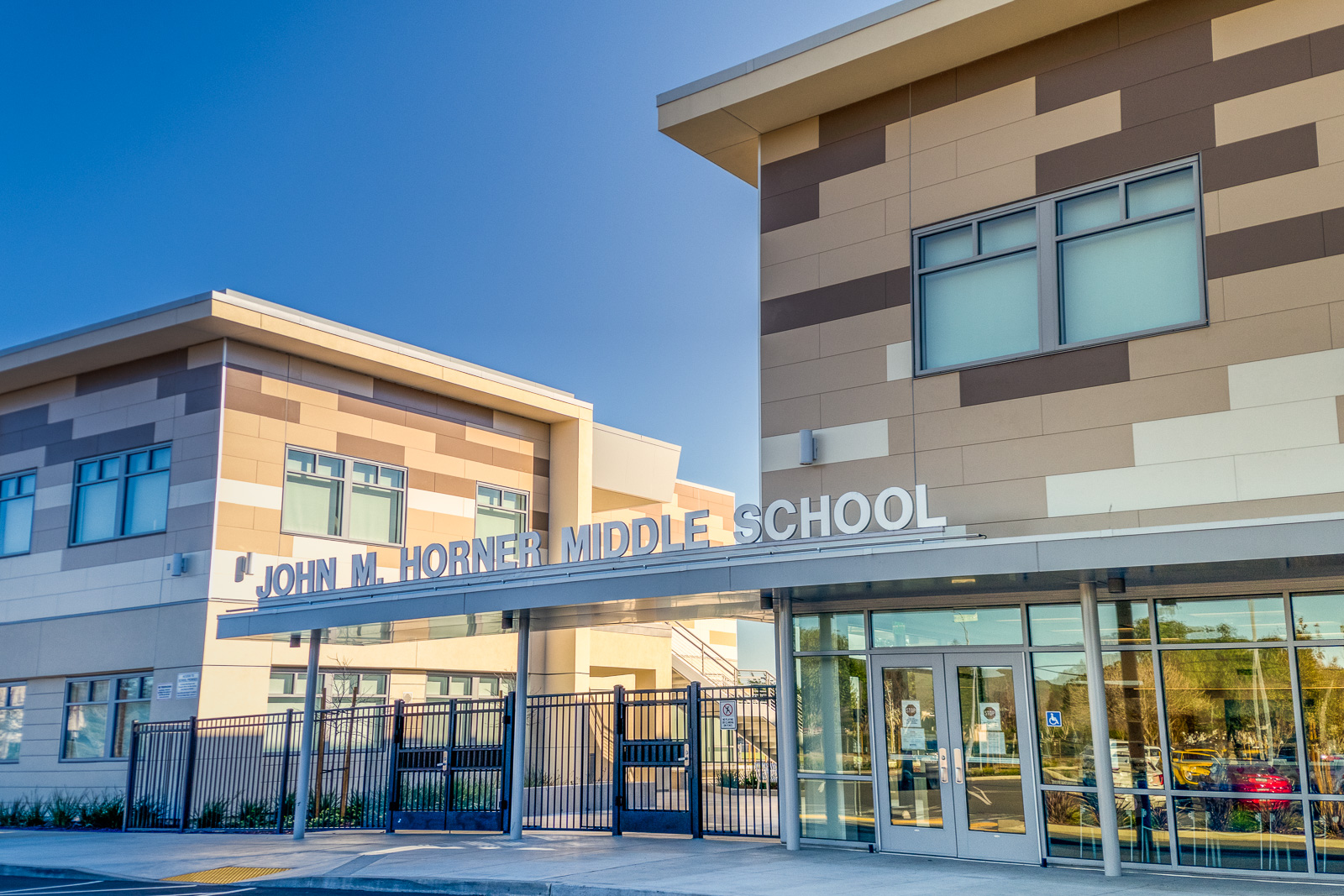 John M. Horner Middle School exterior